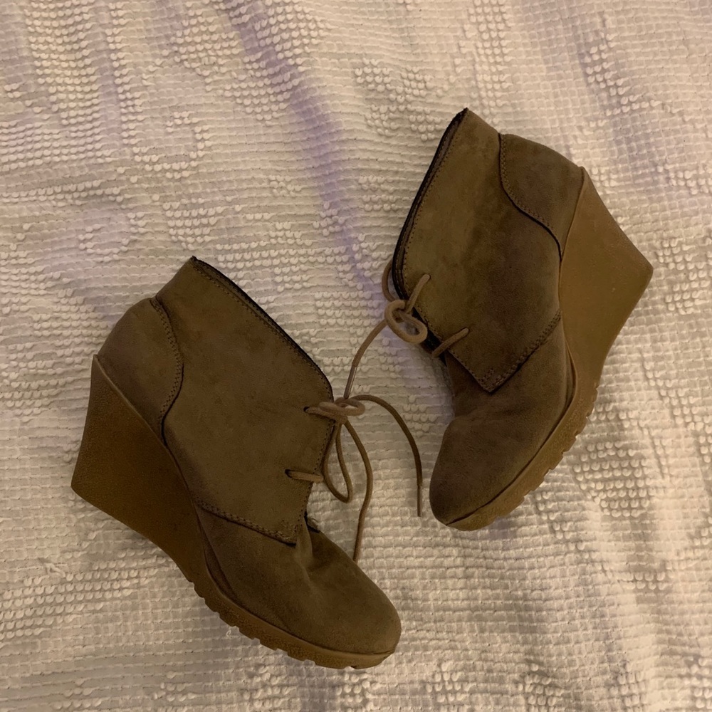 White Mountain Booties
